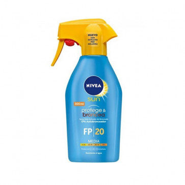 Nivea Sun Protege & Broncea Spray Solar SPF20 300 ml