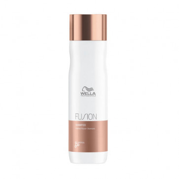 Wella Fusion Intense Repair Shampoo 250 ml