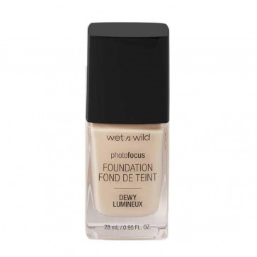 Wet N Wild PhotoFocus Dewy Foundation - Soft Ivory 30 ml