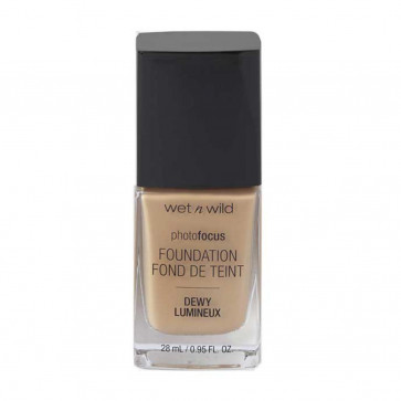 Wet N Wild PhotoFocus Dewy Foundation - Classic beige 30 ml