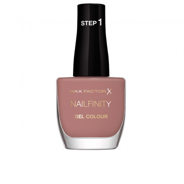 Max Factor Nailfinity - 215 Standing Ovation