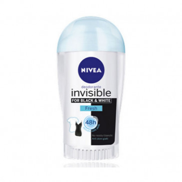 Nivea INVISIBLE FOR BLACK AND WHITE FRESH Roll-On Deodorant 40 ml