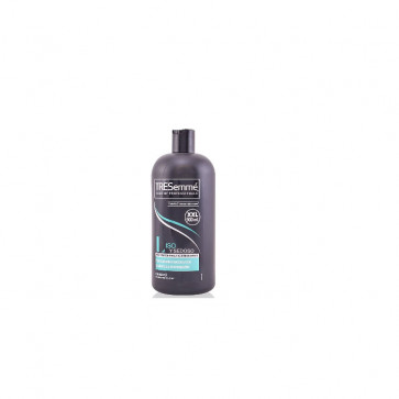 TRESemmé Liso Y Sedoso Shampoo 900 ml